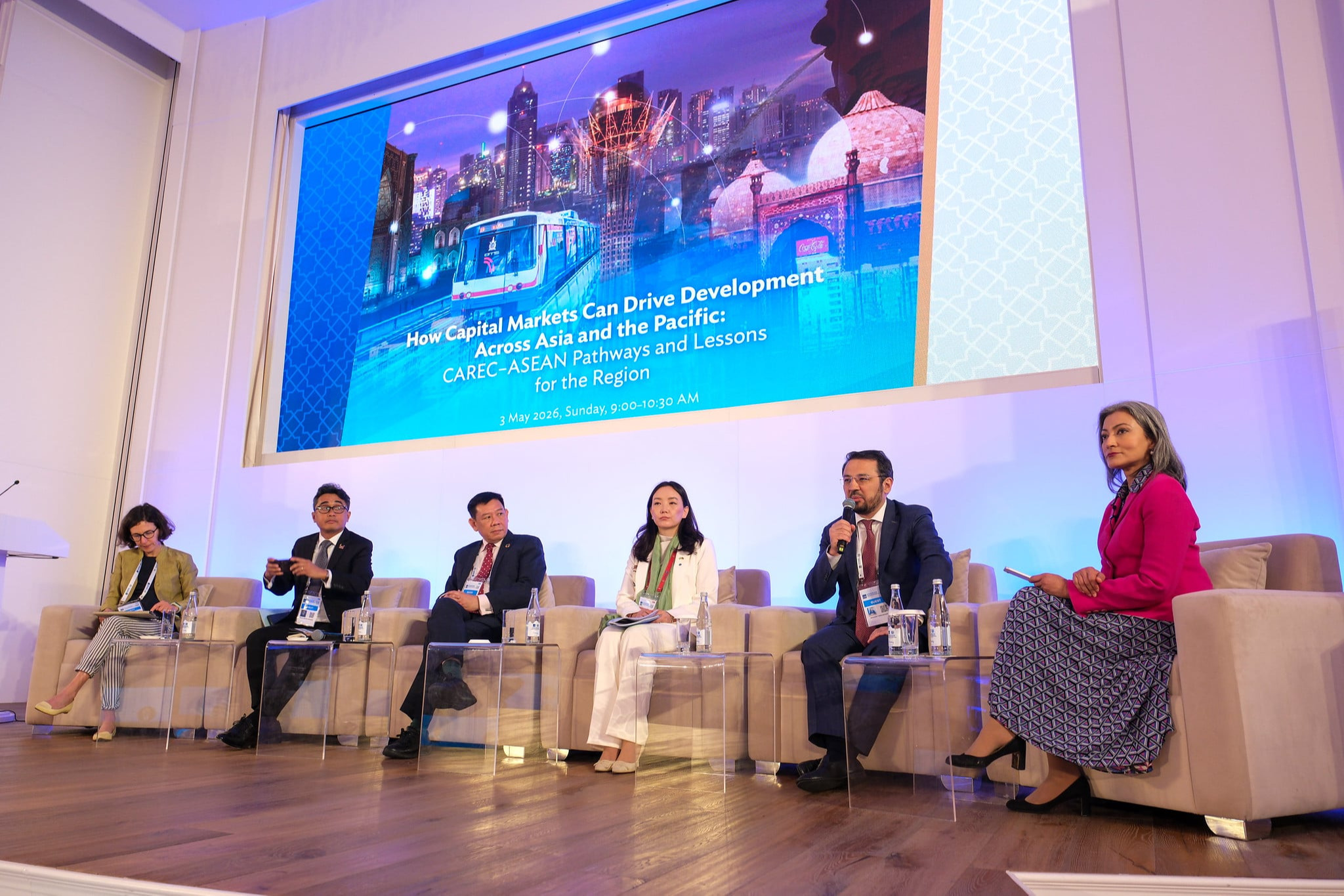ADB calls for deeper regional cooperation as Asia faces  new crossroads
